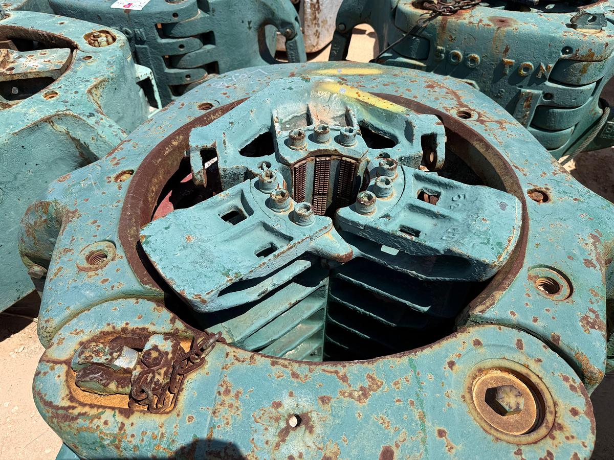 Used LOT W/ (3) BJ 500-TON SLIP TYPE SPIDER CASING ELEVATORS