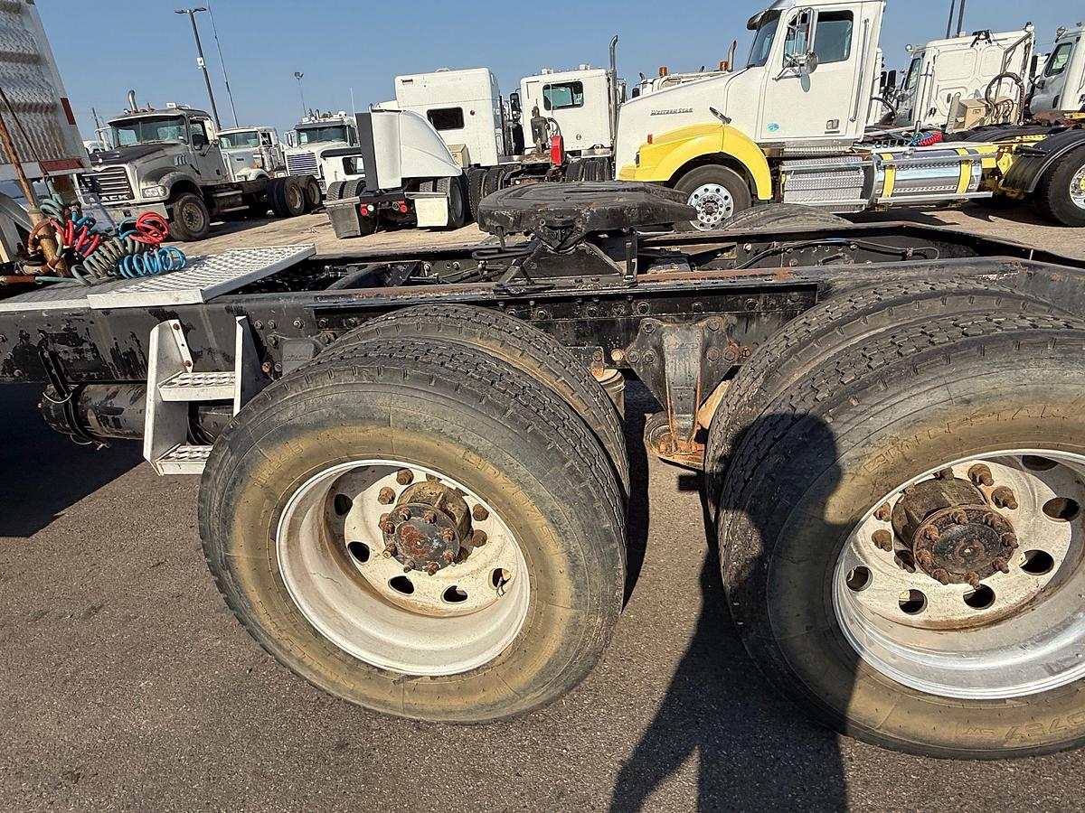 Used 2013 WESTERN STAR 4900 EX (GLIDER KIT) T/A DAYCAB TRUCK TRACTOR
