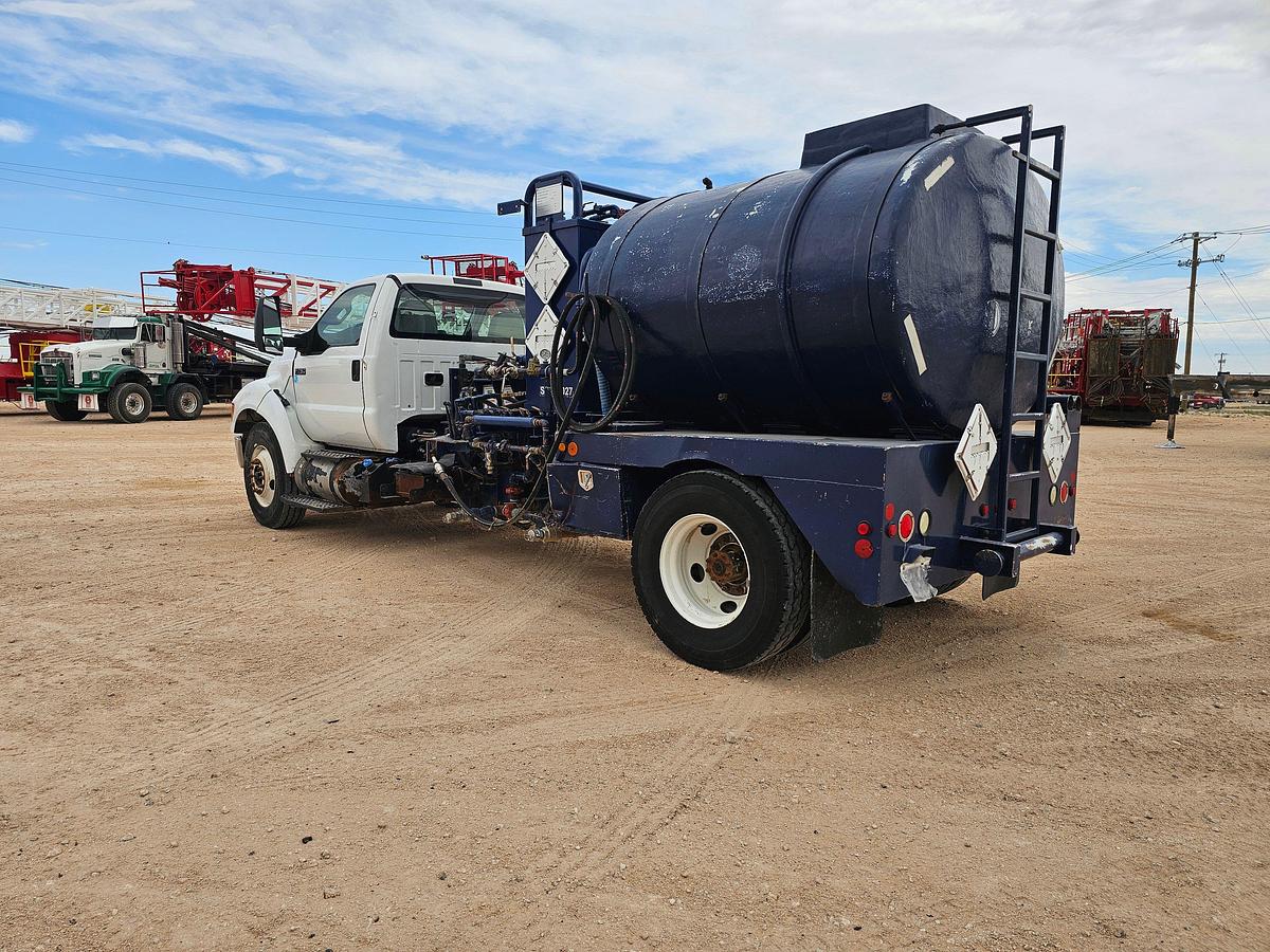 Used 2015 FORD F-750 SUPER DUTY S/A DAYCAB CHEMICAL TREATER TRUCK