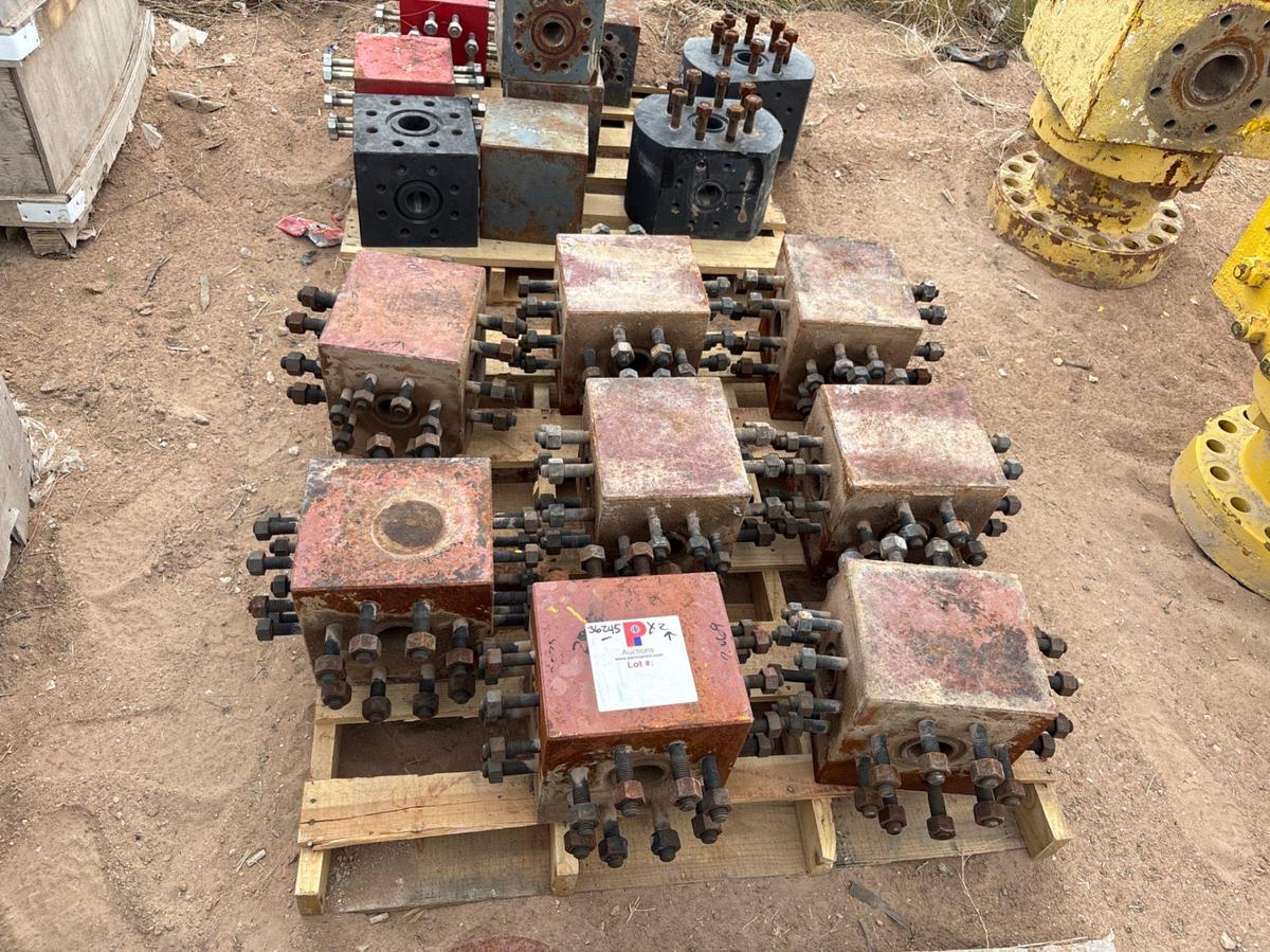 Used (2 pallets) w/ (17) assorted 1-13/16” & 2-9/16” fluid crosses
