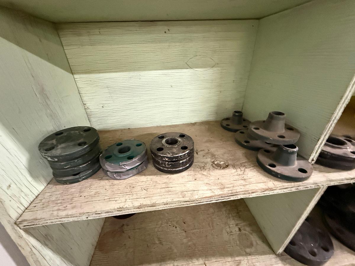 Used SECTION OF (60+) 1” Thru 8” BUTT WELD FLANGES W/ SOME FLANGE INST KITS
