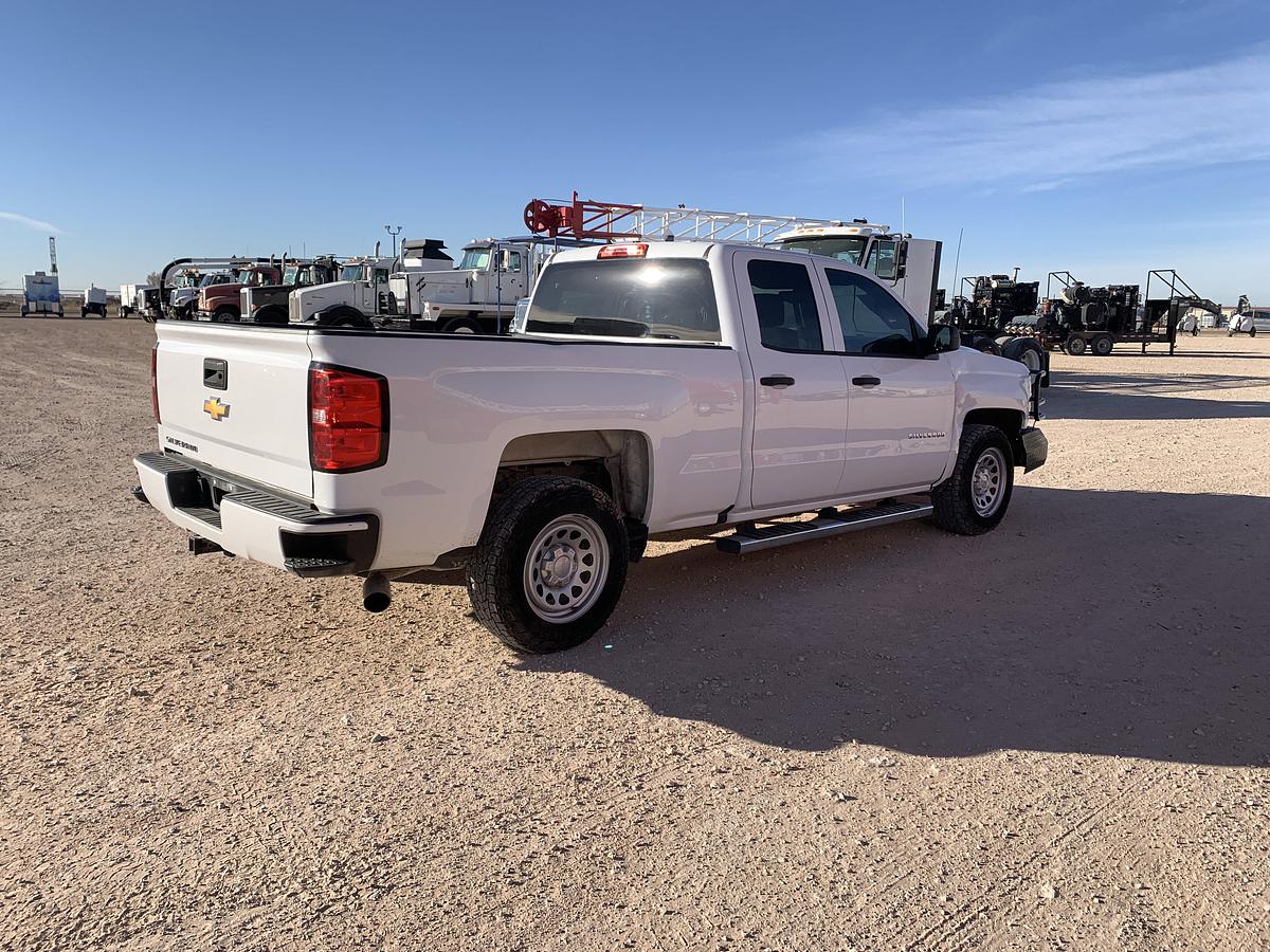 Used 2018 CHEVROLET SILVERADO 1500 CREW CAB PICKUP TRUCK