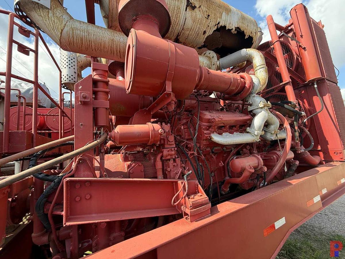 Used WESTERN ROUGH RIDER 1000 HP 10K TRIPLEX DOUBLE PUMP TRAILER