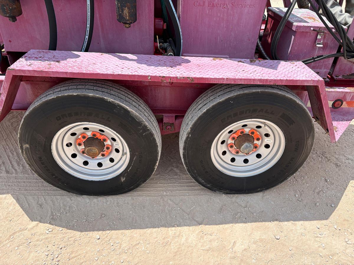 Used LOGAN PS85 85-TON POWER SWIVEL UNIT MTD ON T/A GOOSENECK TRAILER