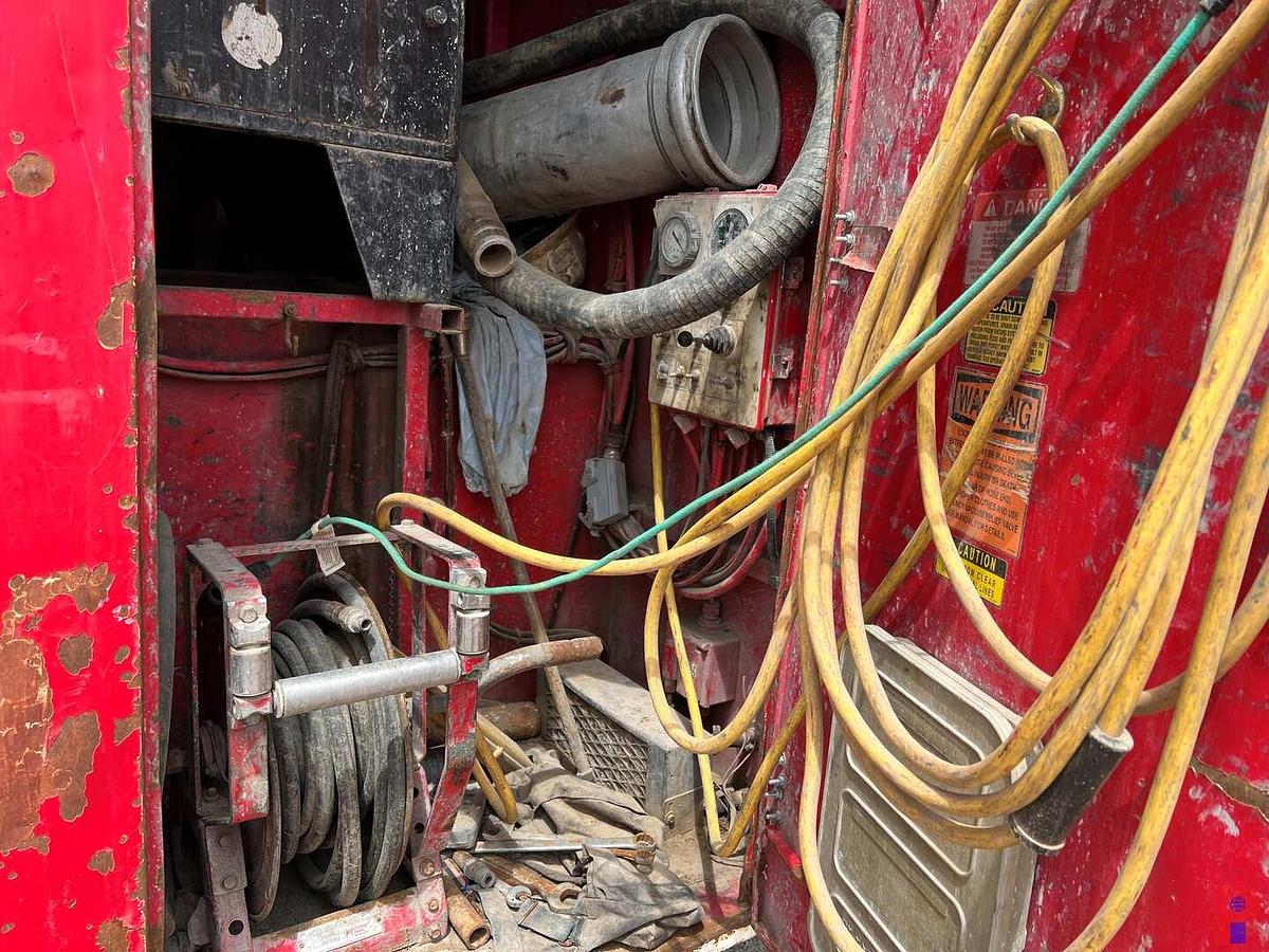 Used 2004 PETERBILT 357 T/A HYDRO-VAC TRUCK