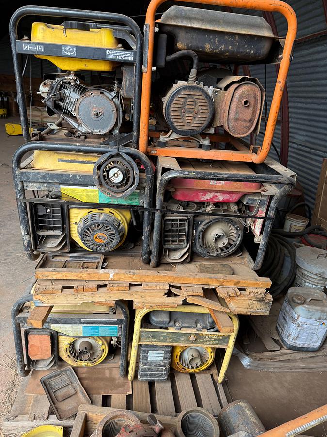 Used (10) VARIOUS BRAND GAS GENERATORS F/ PARTS ONLY