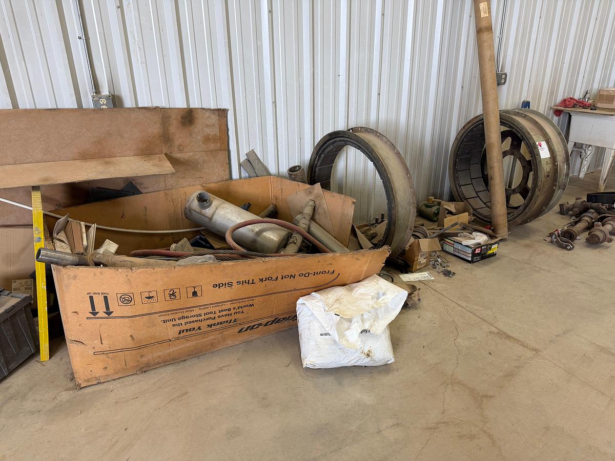 Used Wall W/ Eaton Air clutches & misc. Rig Parts