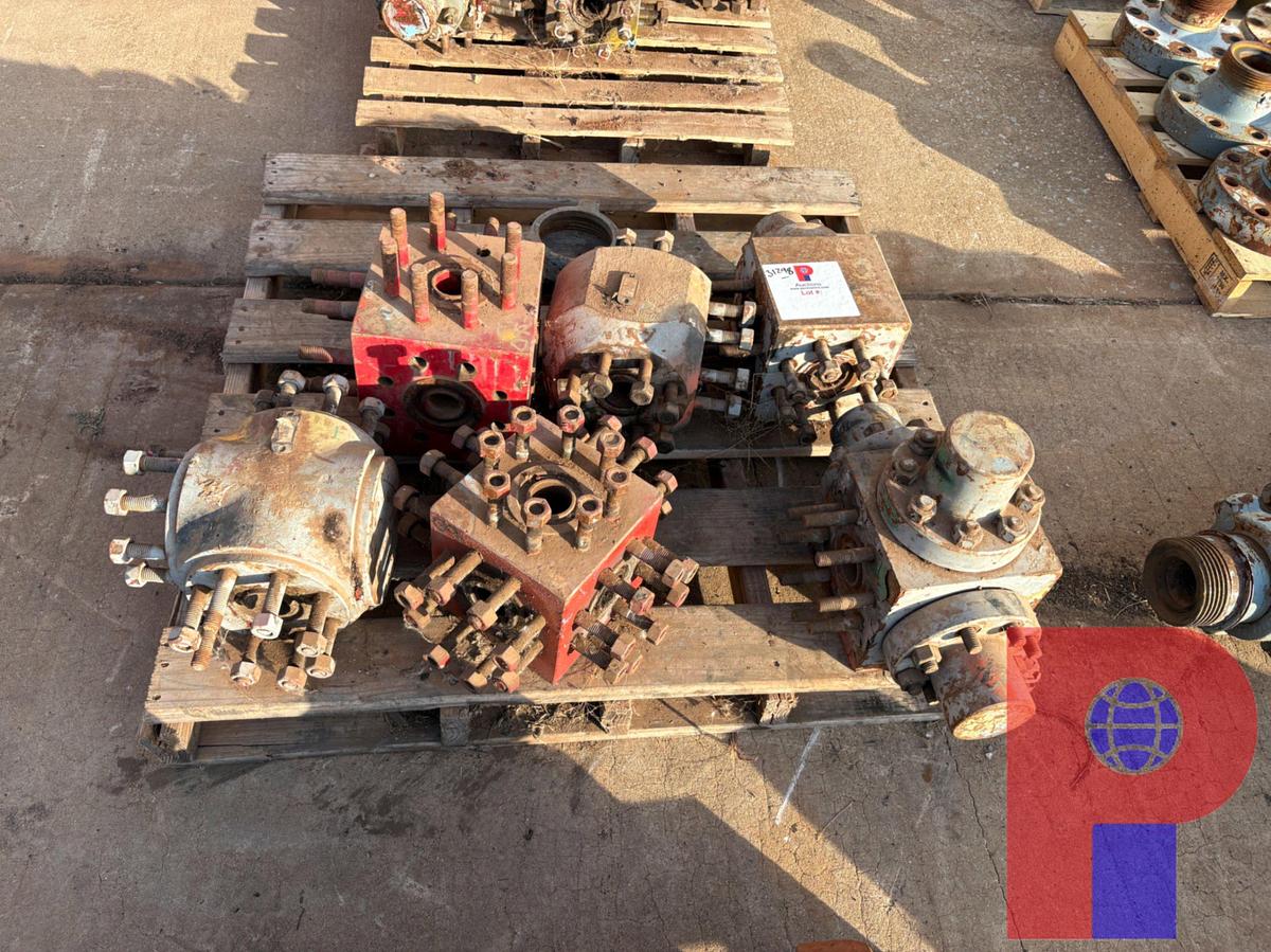 Used (6X$) 2-1/16” 15K & 10K FLUID CROSSES