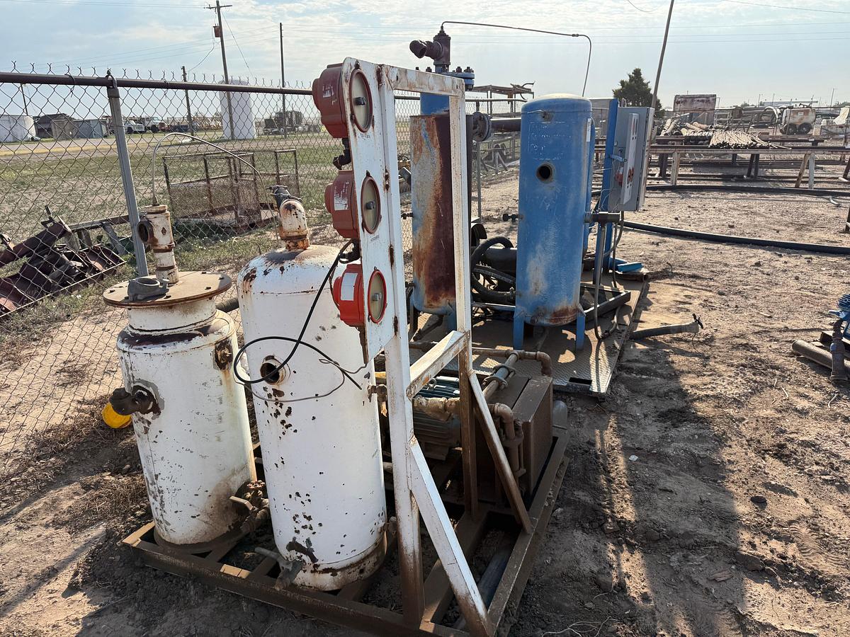 Used (4) SKIDDED AIR COMPRESSOR STATIONS INCOMPLETE F/ PARTS