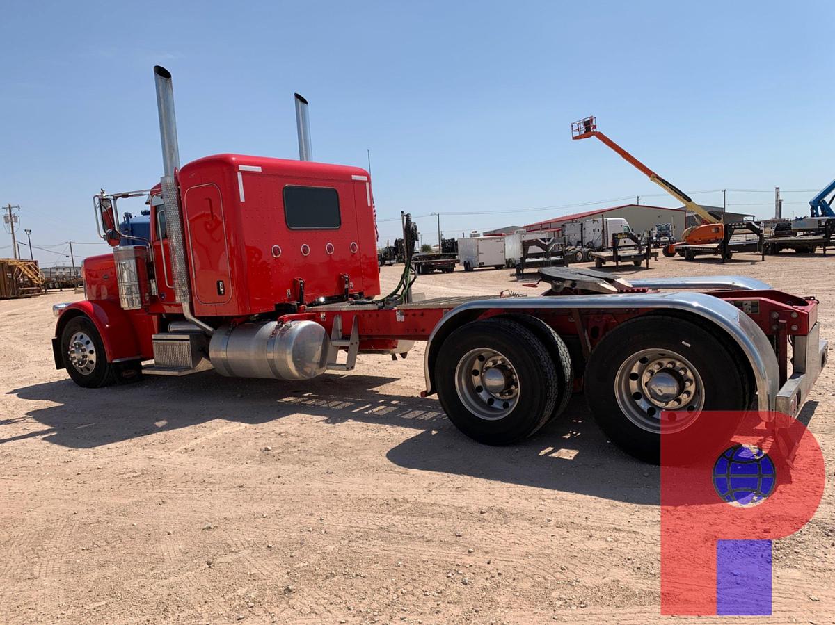 Used 2020 PETERBILT 389