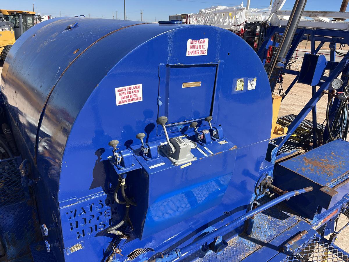 Used 2005 WATSON HOPPER S/D SWAB RIG MTD ON T/A INTERNATIONAL 7400