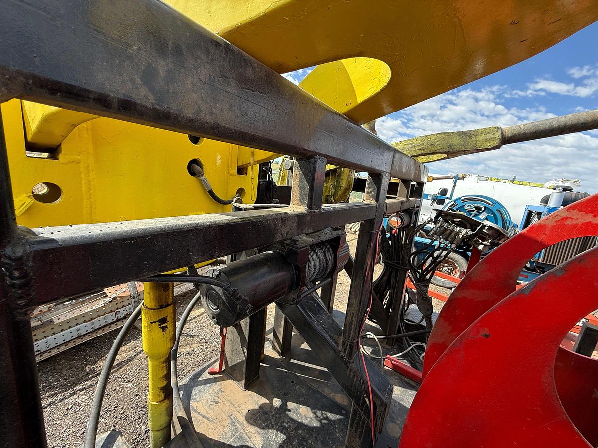 Used (1) EVCO 2.5 & (1) IRI 150-TON POWER SWIVELS MTD. ON 2004 SPME 14’ T/A GOOSENECK TRAILER