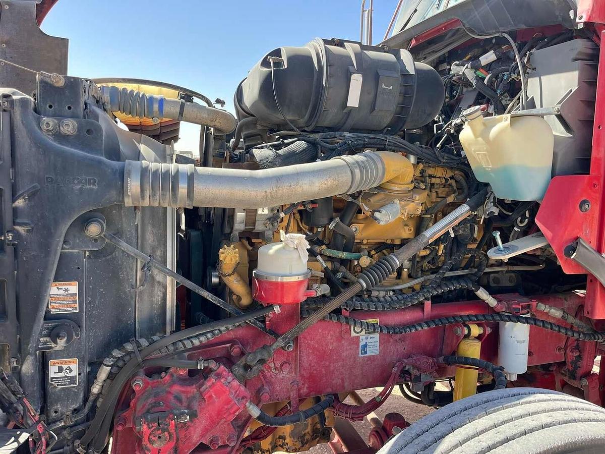Used 2011 KENWORTH T800 T/A SLEEPER HAUL TRUCK
