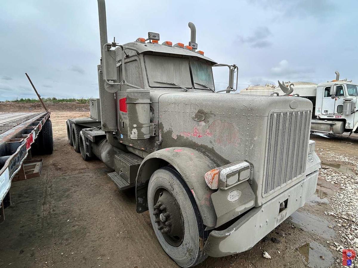Used 2006 PETERBILT 379 TRI AXLE 45K LBS. WINCH TRUCK