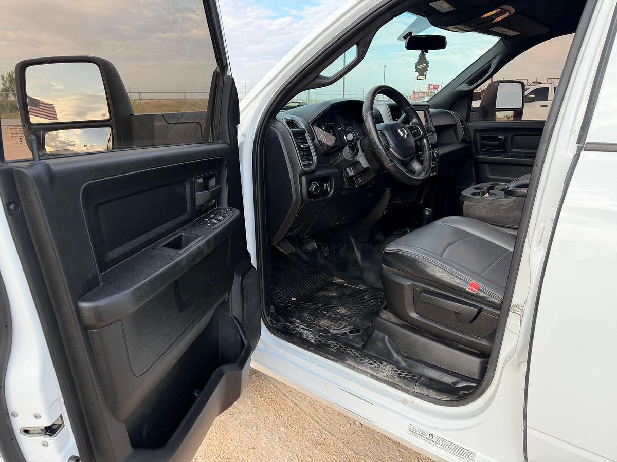 Used 2024 RAM 3500 CREW CAB MECHANICS TRUCK, 4X4