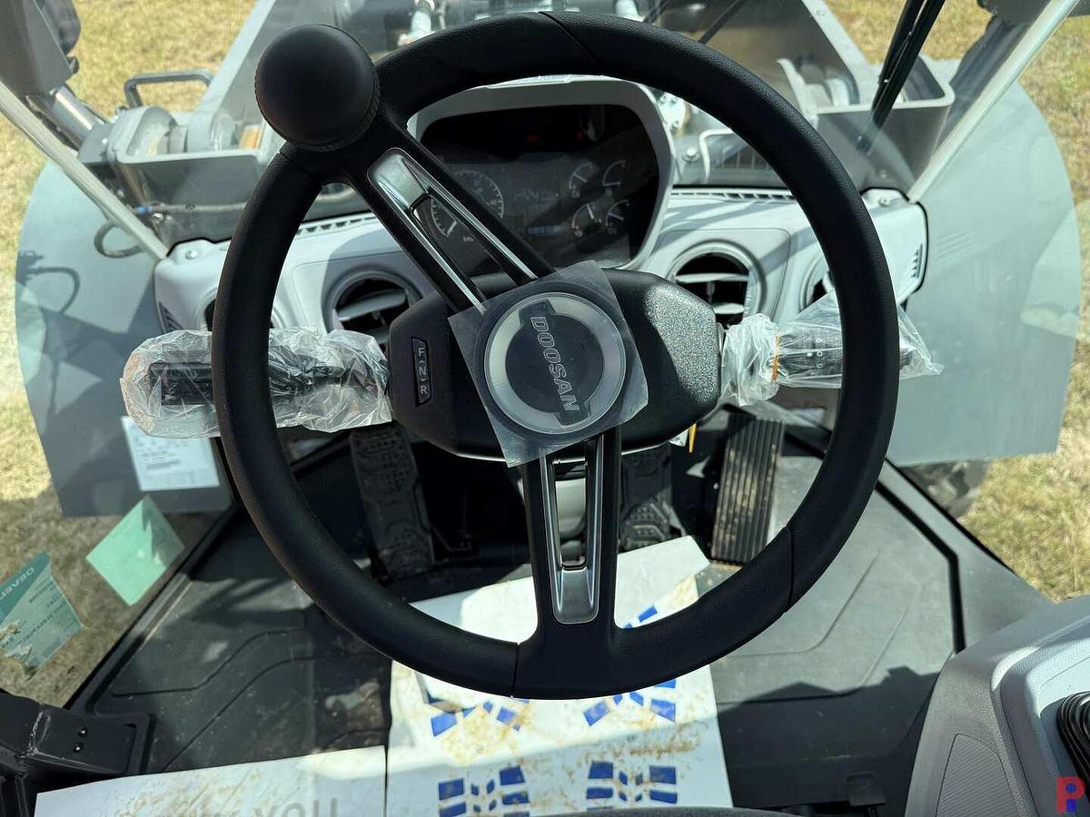 Used (NEW) 2024 DEVELON DL220-7 WHEEL LOADER **3 YEAR 5000 HOUR FULL WARRANTY**