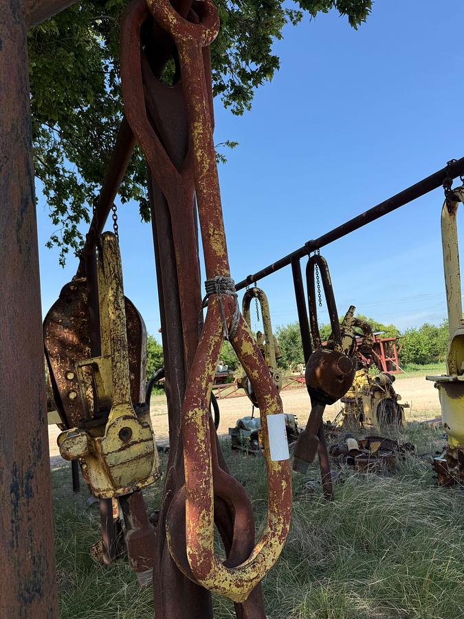 Used (2) 2.75” x 72” ELEVATOR LINKS