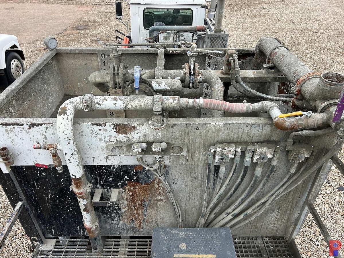 Used 2005 MACK CV513 T/A CEMENT SPM TRIPLEX PUMP TRUCK