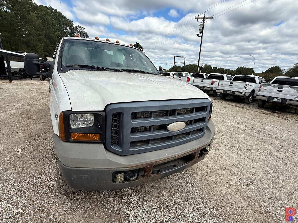 Used 2006 FORD F-350 XL 4X4 SERVICE UTILITY TRUCK