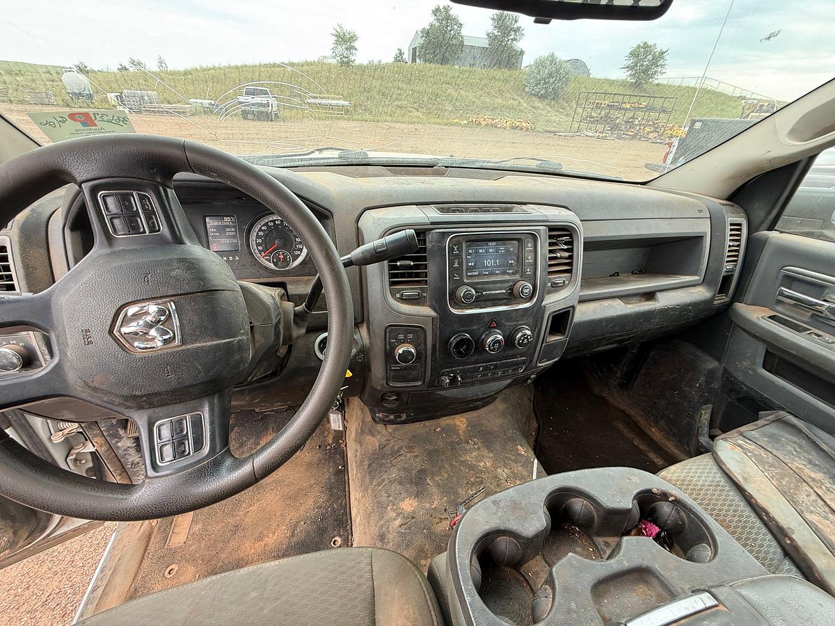 Used 2015 DODGE RAM 3500 HD 4X4 FLATBED PICKUP TRUCK