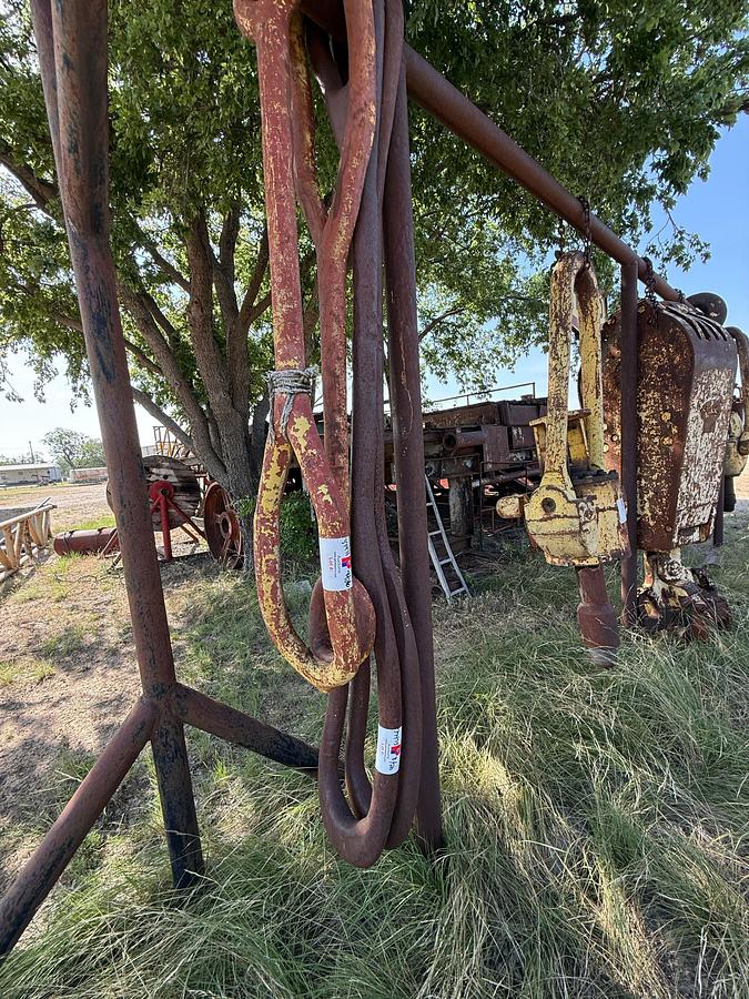 Used (2) 2.75” x 96” ELEVATOR LINKS