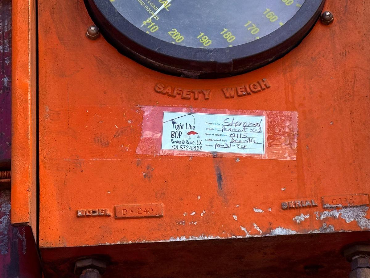 Used 2004 CROWN CE550 DD 104’-250K 5-AXLE WELL SEEVICE WORKOVER RIG