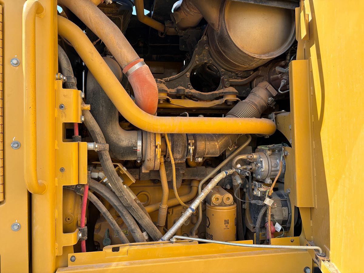 Used 2012 CATERPILLAR 140M2 AWD MOTOR GRADER
