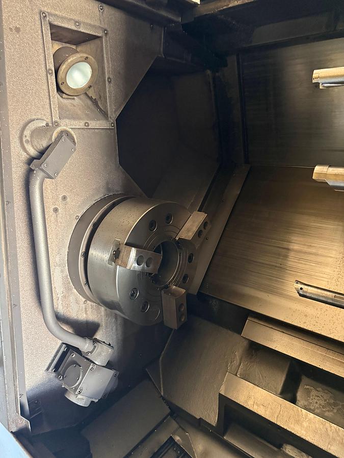 Used 2011 DOOSAN PUMA 480 CNC LATHE