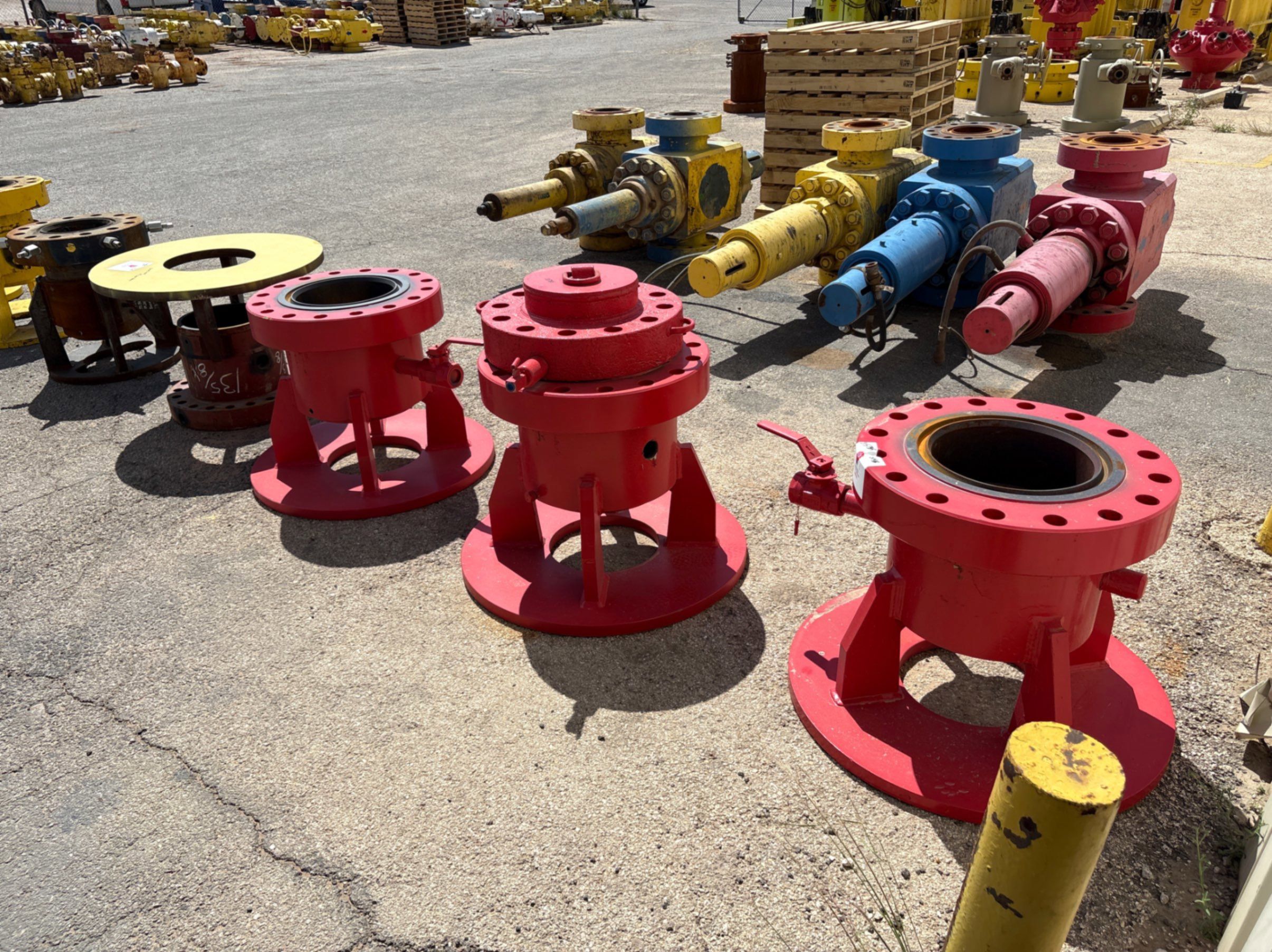 Used (4x$) (4) 13-5/8” casing heads w/ baseplates
