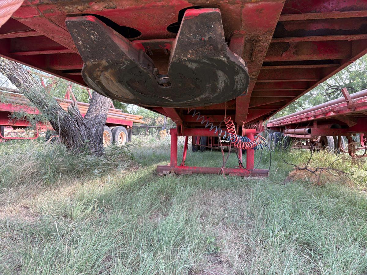 Used 2011 FREUHAUF  44’ X 96” T/A OILFIELD FLOAT TRAILER