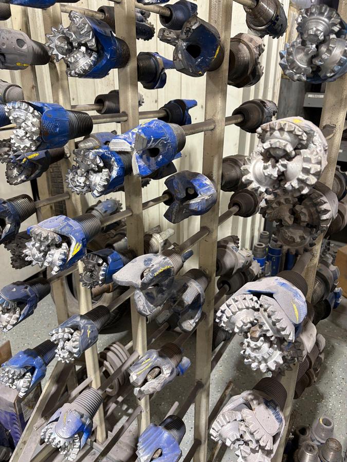 Used (12x$) assorted drag bits