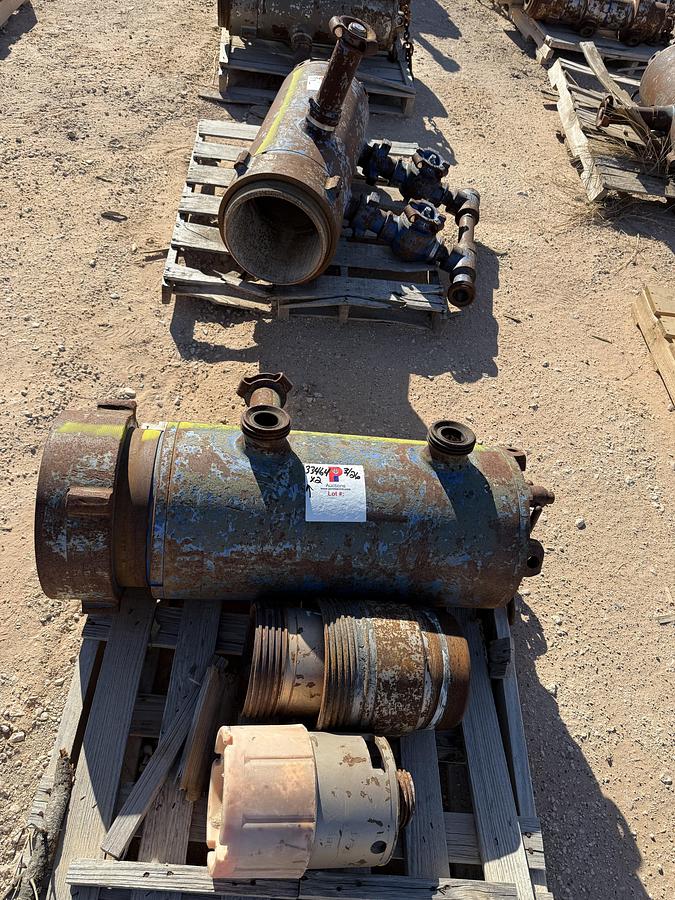 Used (2) MULTI-SIZE SINGLE PLUG CEMENT HEADS & SUBS