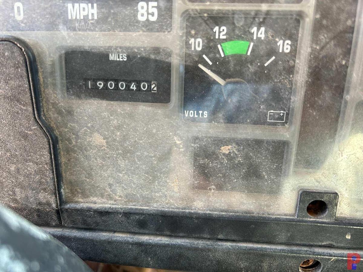 Used 1992 INTERNATIONAL S/A WIRELINE TRUCK
