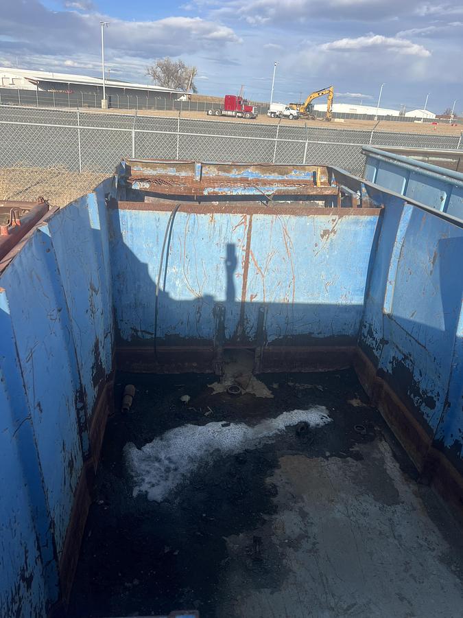 Used 17’L X 90”W X 6'H 2-COMP. REVERSE PIT