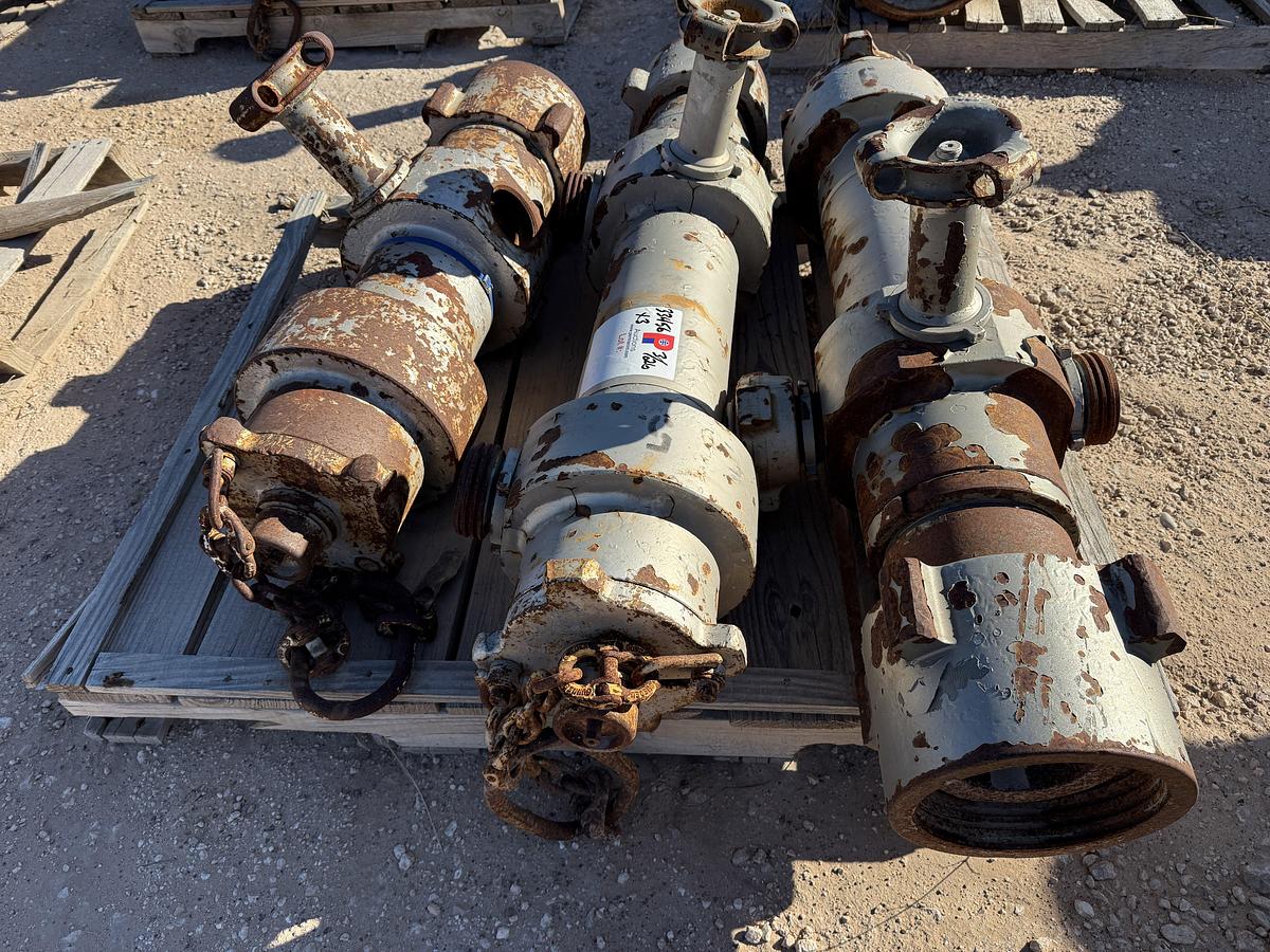 Used (3) MULTI-SIZE SINGLE PLUG CEMENT HEADS