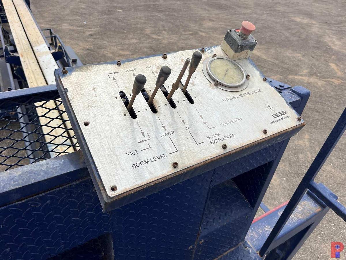 Used 38’ PIPEHANDLER CATWALK TRAILER P/B A DEUTZ 3 CYLINDER ENGINE