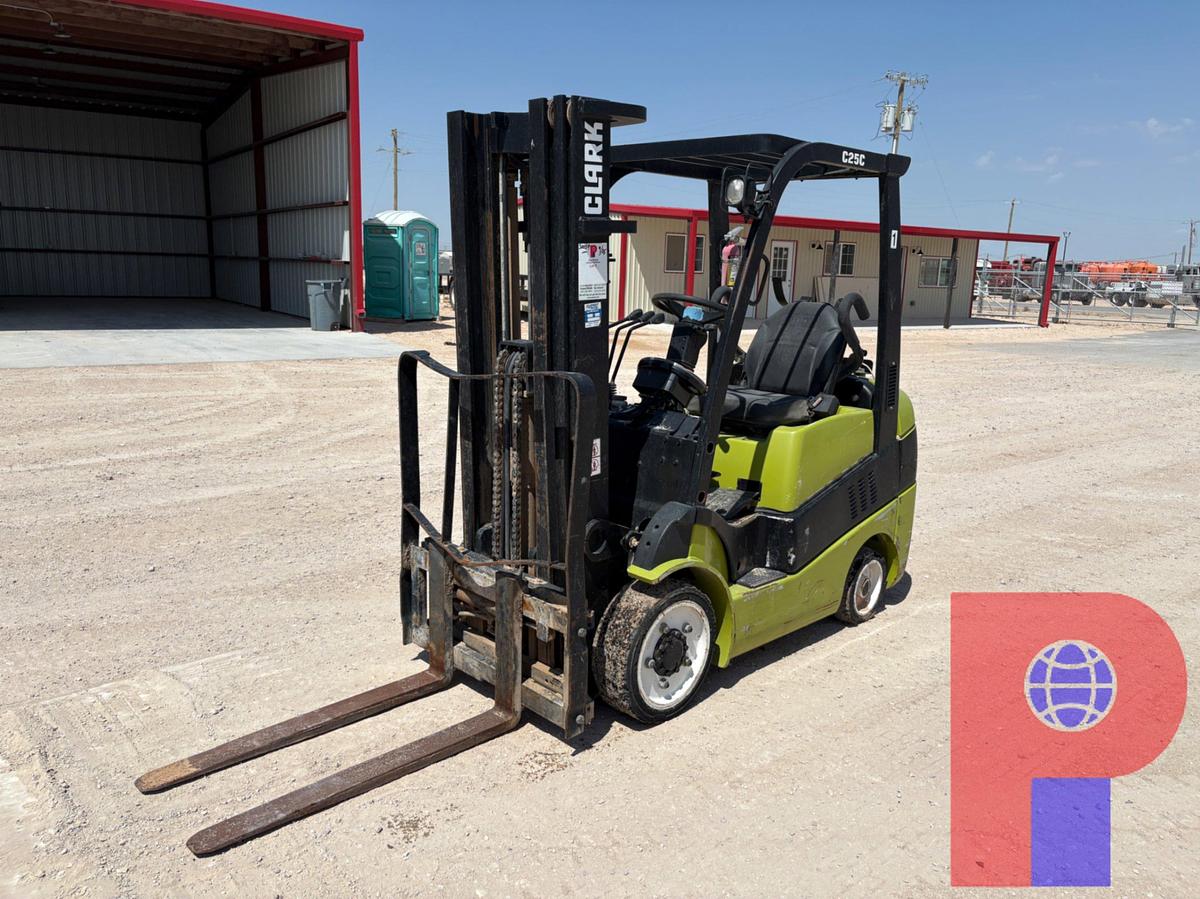 Used CLARK C25CL 4,500LB FORKLIFT
