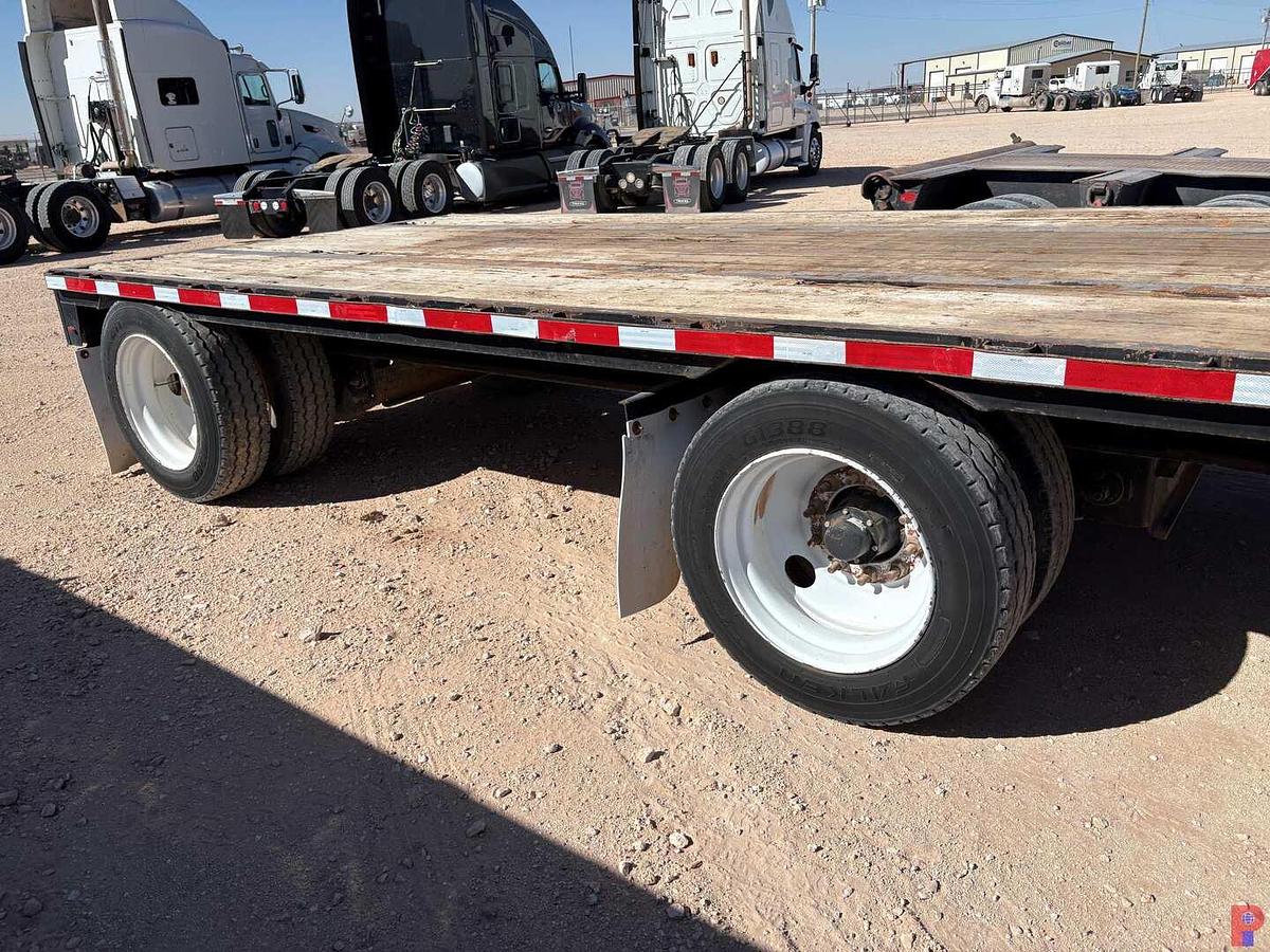 Used 2013 FONTAINE T/A STEP DECK TRAILER