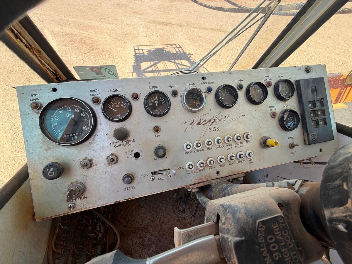 Used 2006 TAYLOR C500 DD 104'-250K 5-AXLE WELL SERVICE WORKOVER RIG