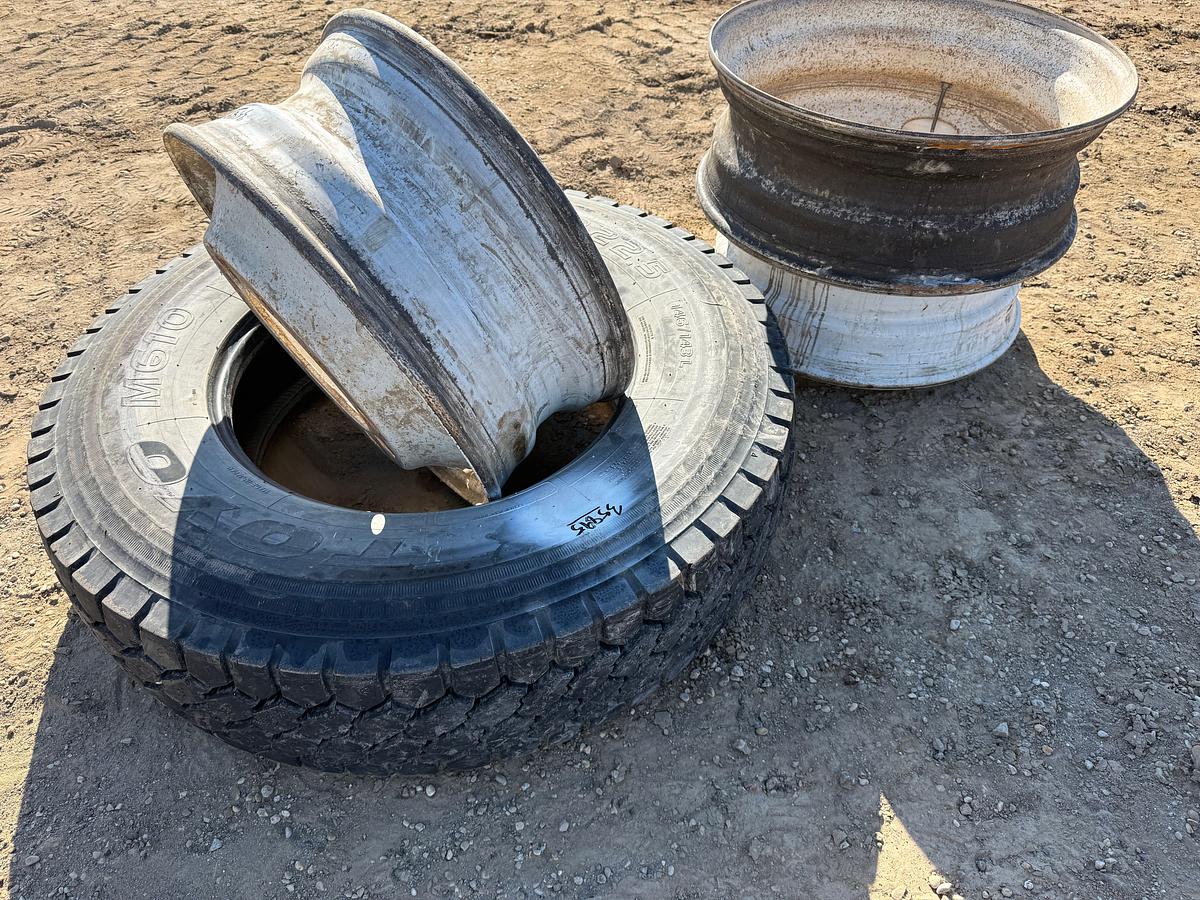 Used (1) 11R22.5 TOYO GRIP TIRE, (2) 22.5 BUDD WHEELS & (1) 24.5 PILOT WHEEL