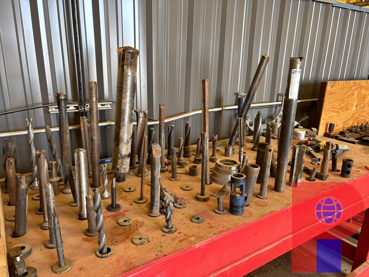 Used LOT OF ASSORTED MILLING MACHINE DRILL BITS & CUTTING TOOLS