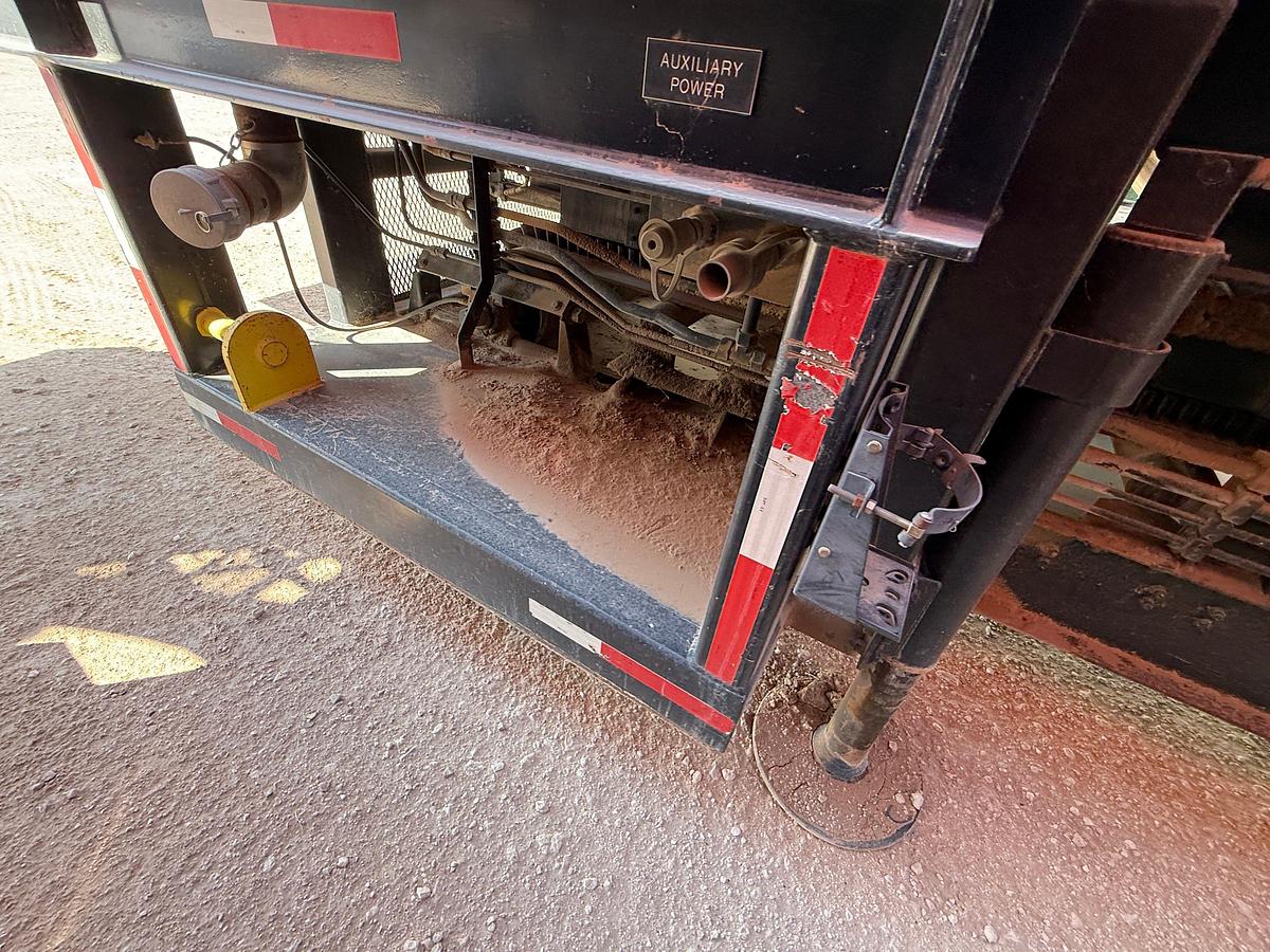 Used 2015 KEYSTONE MSB-2700 T/A 5-COMPARTMENT SAND KING TRAILER