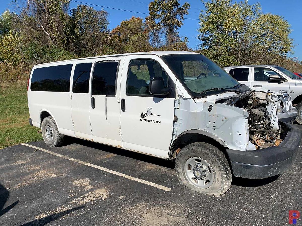 Used 2016 CHEVROLET EXPRESS PASSENGER VAN (INOP, SALVAGE)