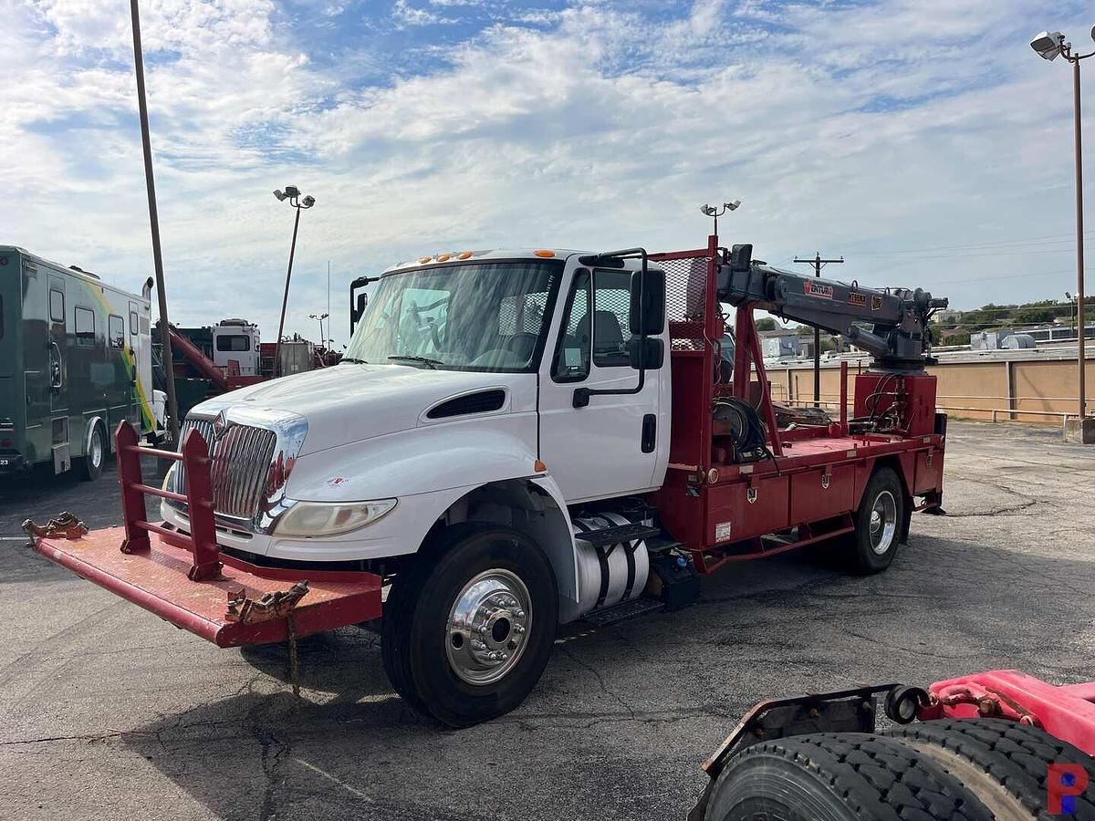 Used 2017 INTERNATIONAL DURASTAR 4300 VENTURO HT66KX 14’ BED SERVICE TRUCK