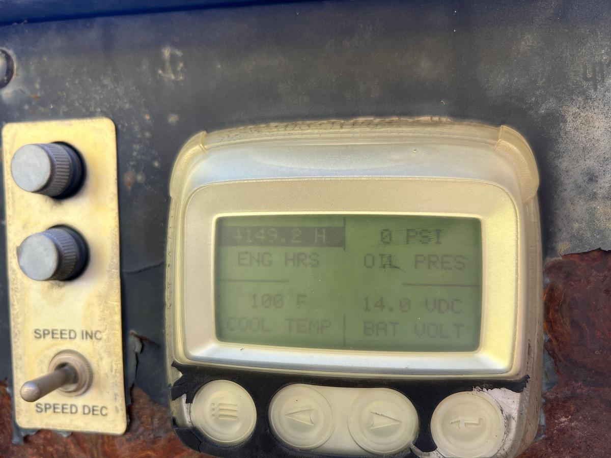 Used 2008 VENTURETECH XK-90 POWER SWIVEL MTD ON T/A GOOSENECK TRAILER