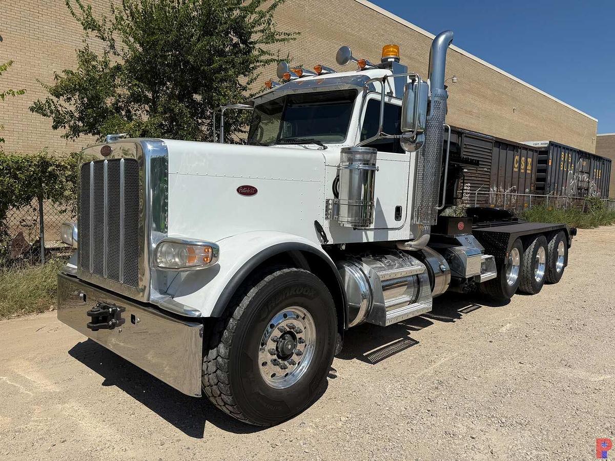 Used 2015 PETERBILT 389 T/A SLEEPER HAUL TRUCK