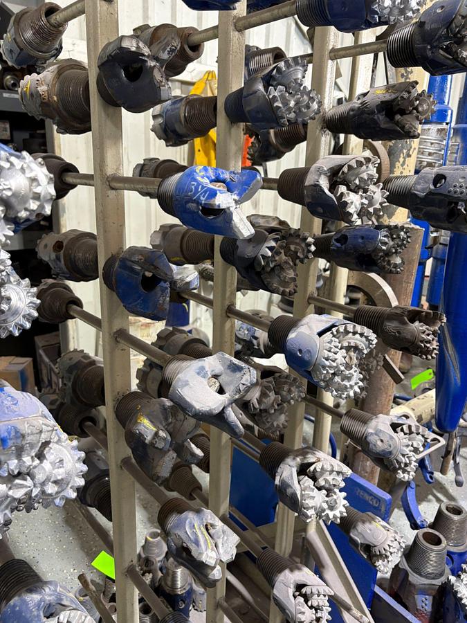 Used (12x$) assorted drag bits