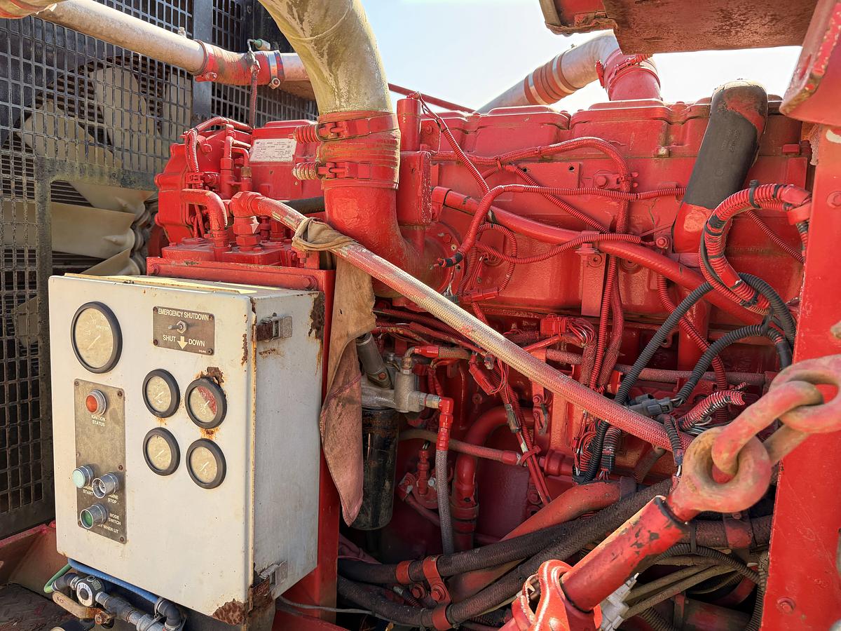 Used 2012 CAMERON C-500 SD 112'-300K LBS 5-AXLE WELL SERVICE RIG