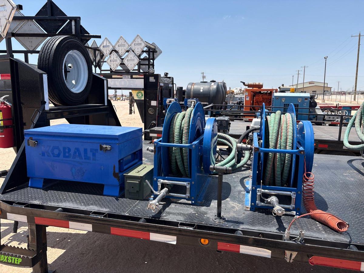 Used 2022 LOAD TRAIL 30’ X 102” T/A GOOSENECK CHEMICAL PUMP TRAILER