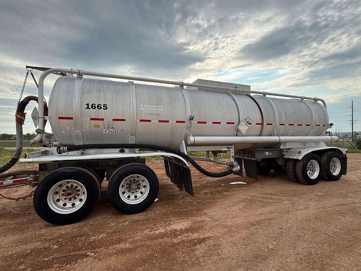 Used 2014 STEPHENS 6,800 GALLON DOT-407 4- AXLE TANK PUP TRAILER